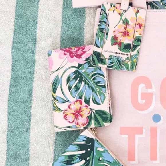 NWOT ban.do + Starbucks® exclusive passport cover - Picture 4 of 4